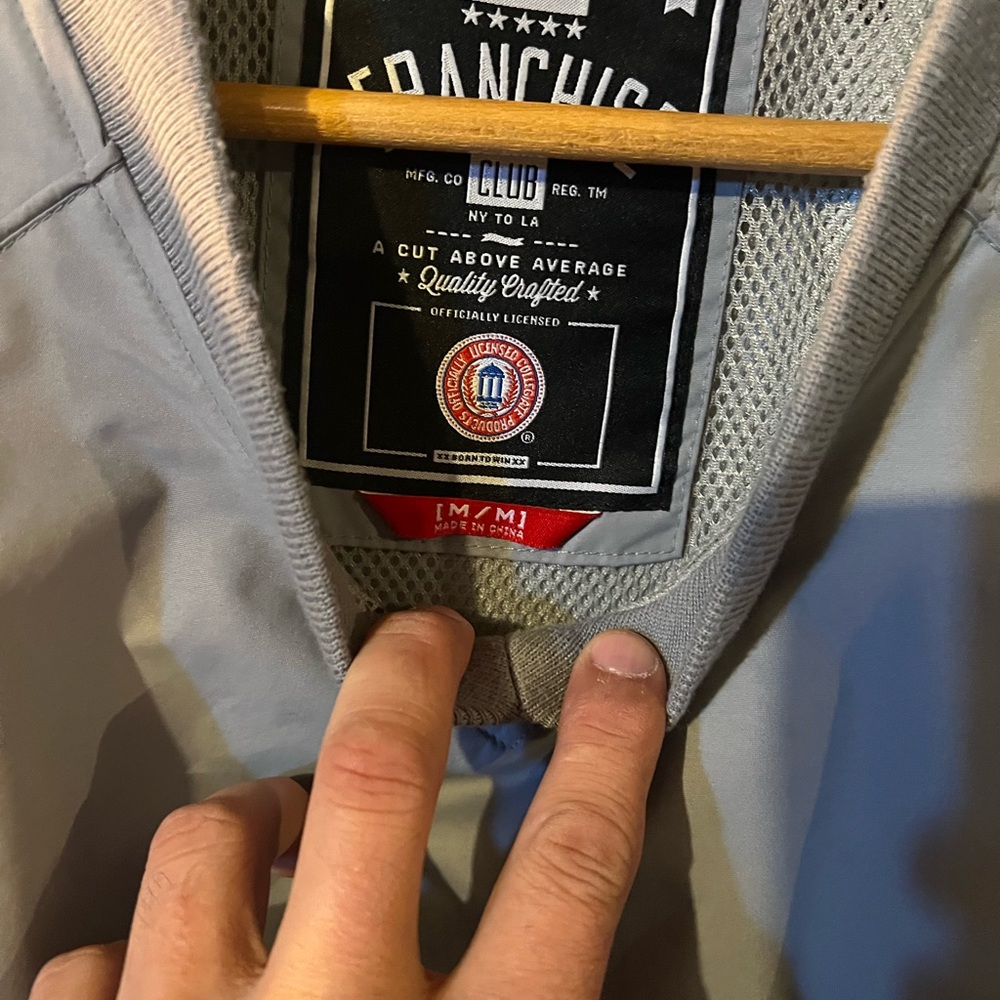 Kansas Jay Hawks Medium Pullover. - image 2